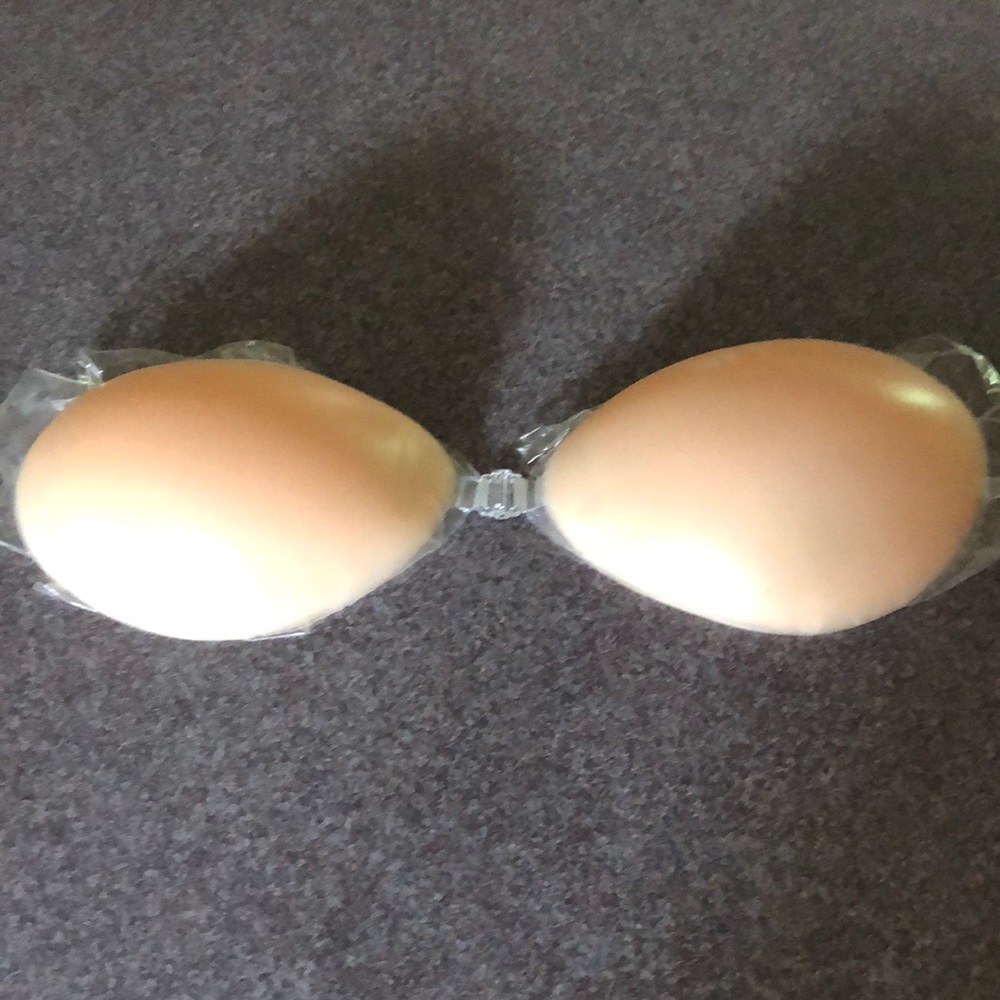 Women’s adhesive silicone strapless invisible bra